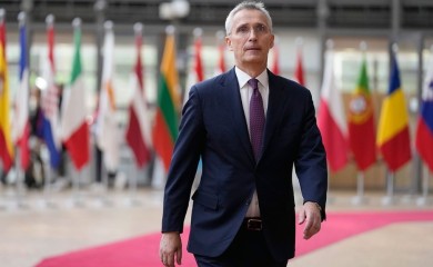 STOLTENBERG: Ukrajina neće u NATO dok traje rat