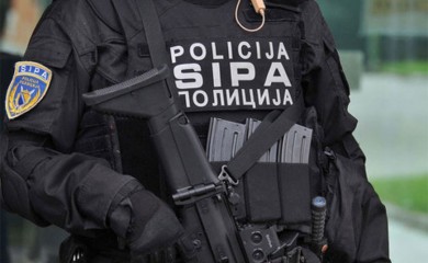 SIPA o akciji "Square": Pretresi na 40 lokacija, oduzeta veća količina novca