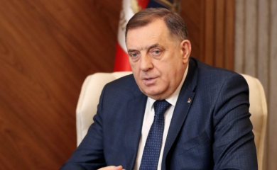Milorad Dodik postavio pitanje sudiji Seni Uzunović (FOTO)