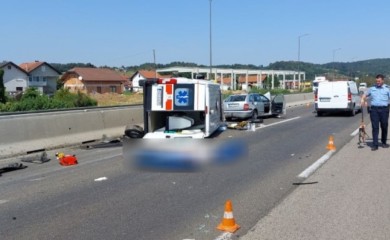 Povrijeđeni vozač i medicinska sestra: Pacijent iz sanitetskog vozila stradao u saobraćajki kod Banjaluke