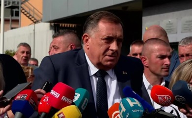 Dodik nakon ročišta: Glupost, gubljenje vremena, farsa i blamaža čitavog pravosuđa