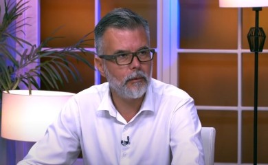 "Narušavaju slobodu kretanja, javnog informisanja i izražavanja srpskog naroda" Priština zabranila ministru Ristiću ULAZAK NA KiM