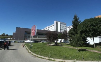 Hitno prebačen u banjalučki UKC: Maloljetnog pješaka udario auto