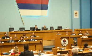 Na hitnom postupku pred poslanicima: Šta piše u Prijedlogu zakona o neprimjenjivanju odluka Ustavnog suda BiH