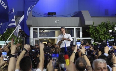 Micotakis dobio mandat, danas polaže zakletvu