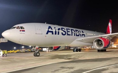 Drama u avionu iz Srbije, prinudno sletio u Prag