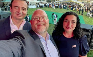 Šta se krije iza najnovijeg sporazuma SAD i Prištine