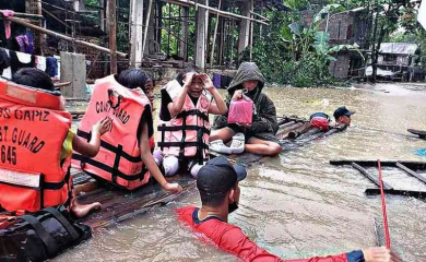 Tajfun na sjeveru Filipina odnio pet života