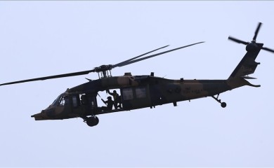 Šest lica poginulo u padu vojnog helikotpera