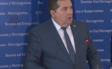 Stevandić: Mentalitet prihvatanja protektorata u FBiH uzrok svih problema u BiH