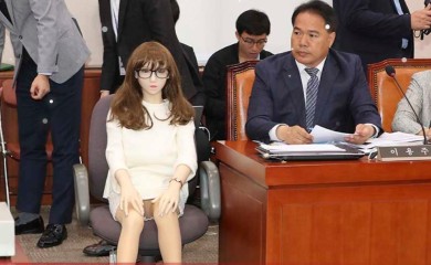 Južna Koreja ukinula zabranu uvoza seks lutaka