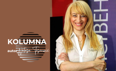 Tresla se gora, rodio se diplomac