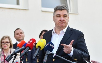 Milanović: Nekakav Švarc, Šorc, Šulc donio izmjene Izbornog zakona, to je nekompetentna kolonijalna uprava