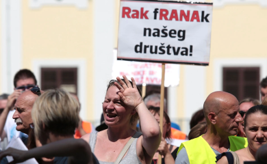 Pala odluka o kreditima u “švajcarcima”: Hiljade građana nadaju se obeštećenju