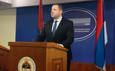 Kovačević pozvao poslanike na jedinstvo: Danas odlučujemo da li će Srpske biti