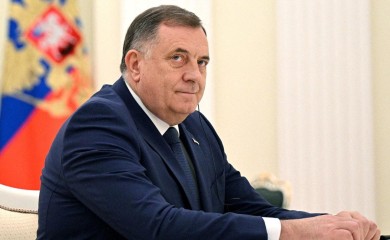 Dodik poručio: Kao što je lažan SABNOR BIH, lažan je i visoki predstavnik Šmit