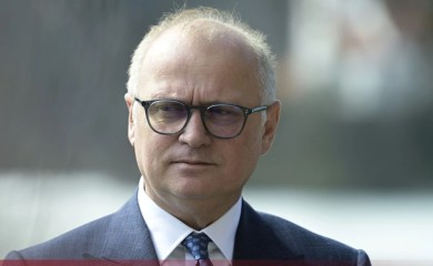 Ukida se pritvor Goranu Vesiću