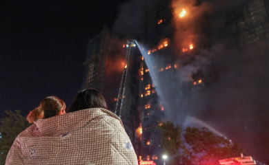 Broj žrtava velikog požara u Hongkongu porastao na 55, više od 270 osoba se vodi kao nestalo
