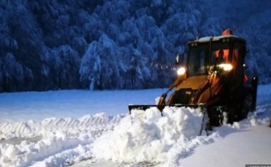 Vojska pomaže: Snijeg se čisti u četiri grada u BiH