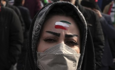 Pokrenuta istraga zbog trovanja 650 učenica u Iranu