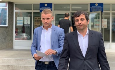 „Nudio mi je pare da se povučem“ – Vukanović i dalje optužuje Stanivukovića