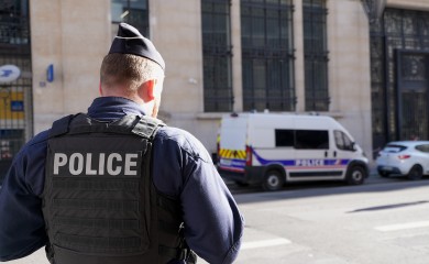 Spriječen teroristički napad ispred Banke Amerike u Parizu