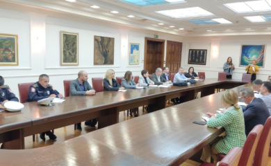 BANJA LUKA: Održan sastanak u okviru kampanje “Oprezni paze na pružne prelaze”