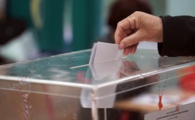 Pala odluka: Izbori u Srbiji 17. decembra