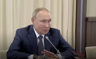 Putin poručio da je međunarodna trgovina u krizi: Rusija preorjentiše privredu na nova tržišta
