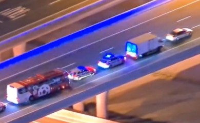 Švajcarci se sudarili s policijom (VIDEO)