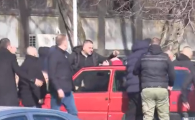 Tuče na lokalnim izborima u Srbiji