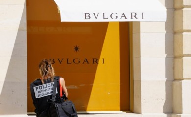 Maskirani razbojnici opljačkali "Bulgari"