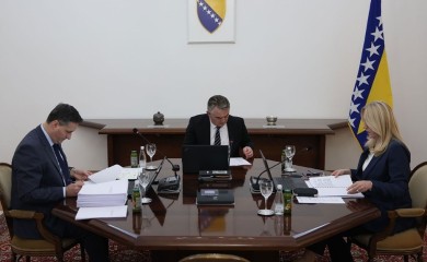 Ko upravlja spoljnom politikom u BiH?