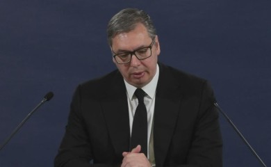 Vučić se plaši velikih sukoba na Kosovu: Zahtjevi sa protesta protiv nasilja nemaju smisla
