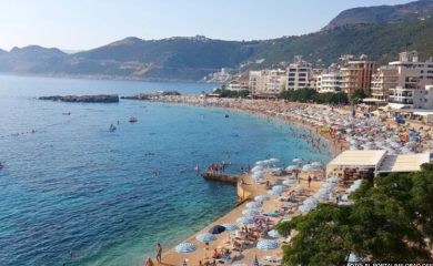 Ljetna sezona u Crnoj Gori: Dok se na druge plaže žale, ove su pune i jeftine