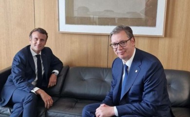 "EU potrebna snažna Srbija" Makron i Vučić uoči sastanka u Beogradu