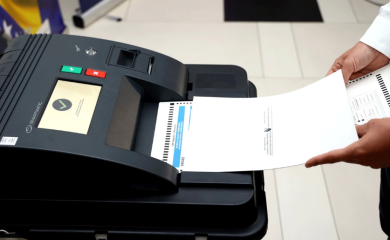 CIK u problemu: Glasački listić prepreka za raspisivanje tendera