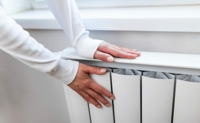 Pola Banjaluke bez grijanja pred Novu godinu: Minus, kvar na vrelovodu i oštre kritike SNSD-a