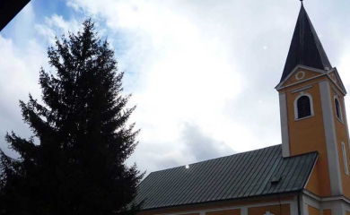 Provalili u crkvu i odnijeli priloge vjernika