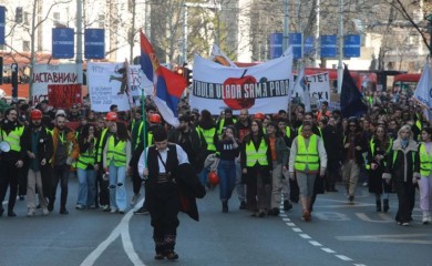Studenti iz Beograda krenuli pješke za Novi Sad