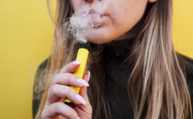 Kazne do 5.000 evra: Slovenija zabranila prodaju elektronskih cigareta s aromama