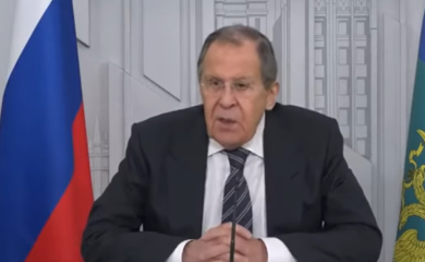 Lavrov: Nadamo se da Zapad neće izvesti obojenu revoluciju, zalažemo se za poštovanje zakona Srbije