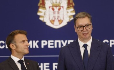 Srbija i Francuska razmijenile 12 potpisanih dokumenata! Vučić: Kupovina “rafala” velika vijest