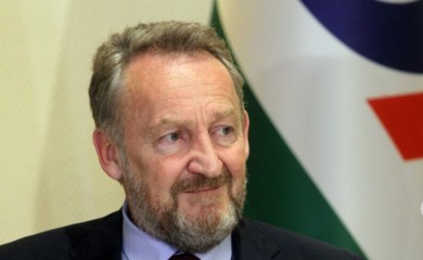 Tvrdi da skromno živi: Sekretarica Bakiru Izetbegoviću za mjesec i po uplatila više od 20.000 KM