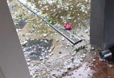 NAKON OLUJNOG NEVREMENA: Normalizuje se stanje u Kozarskoj Dubici, sela bez struje i vode