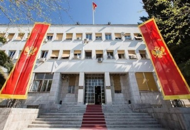 Inicijativa za smjenu predsjednice parlamenta