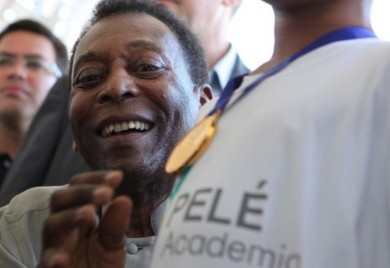 Pele prebačen na palijativnu njegu