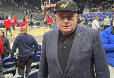 Dodik u Vašingtonu na NBA meču: Sreo reprezentativca Srbije (FOTO)
