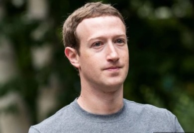 Modno pravilo šefa Facebooka: Evo zašto oduvijek nosi sivu majicu