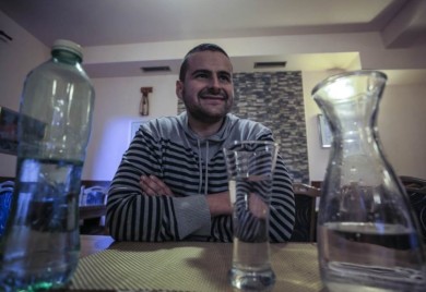 Zbog rijetkog poremećaja dnevno pije i do 27 litara vode